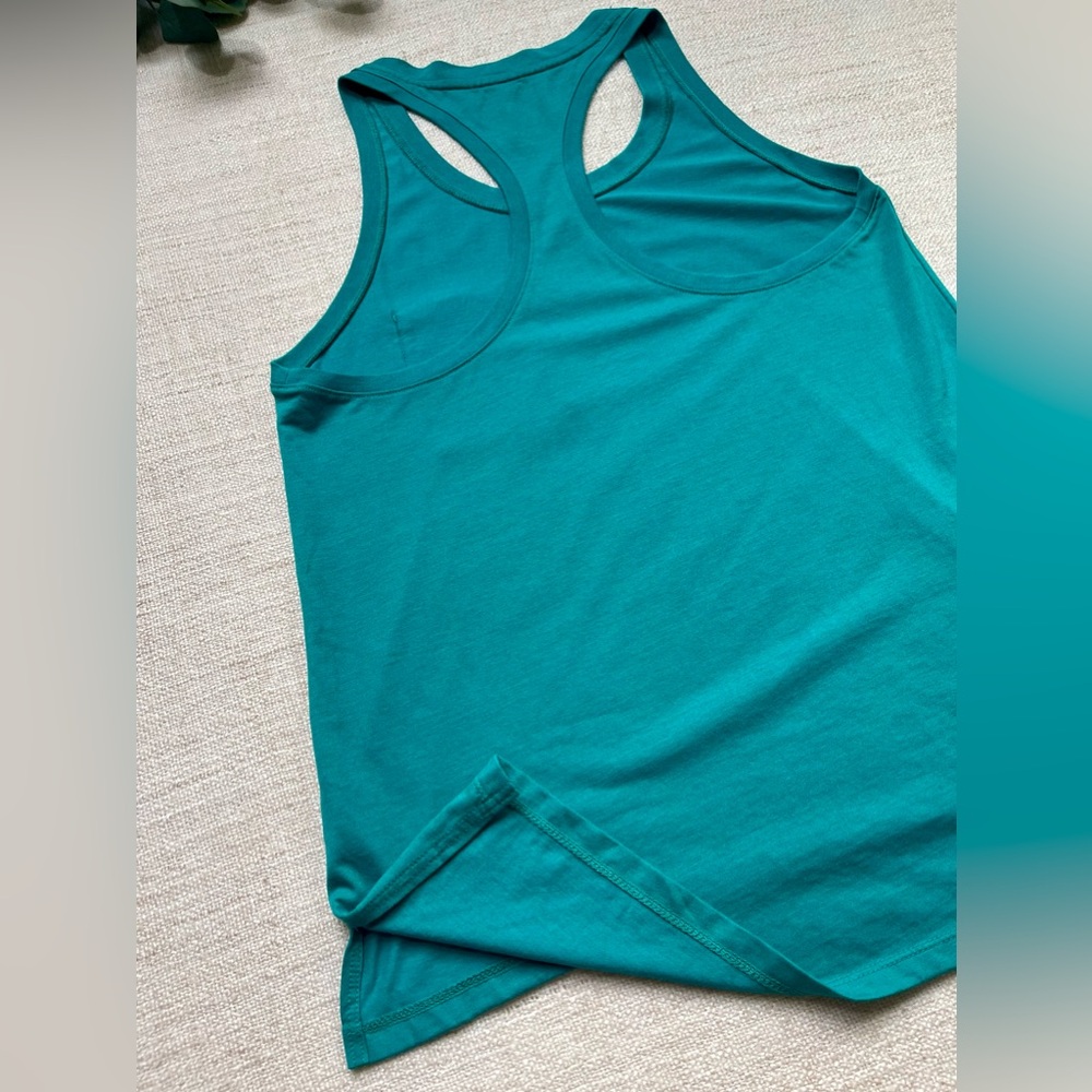 Nike Racerback Tank - Picture 4 of 4